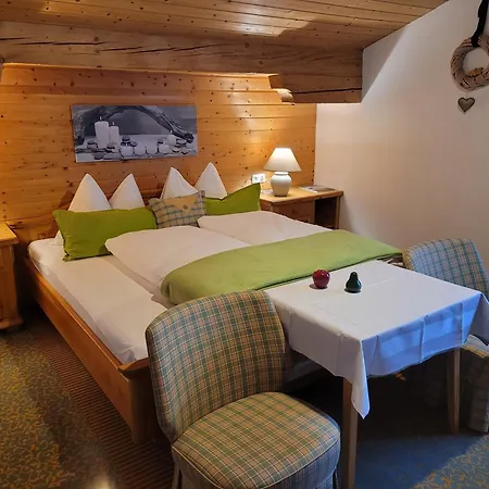 Am Alten Marktplatz 게스트하우스 3*