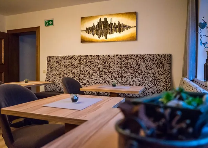 Am Alten Marktplatz 3* Sankt Anton am Arlberg